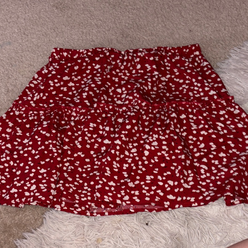 SHEIN Red and White Floral Mini Skirt